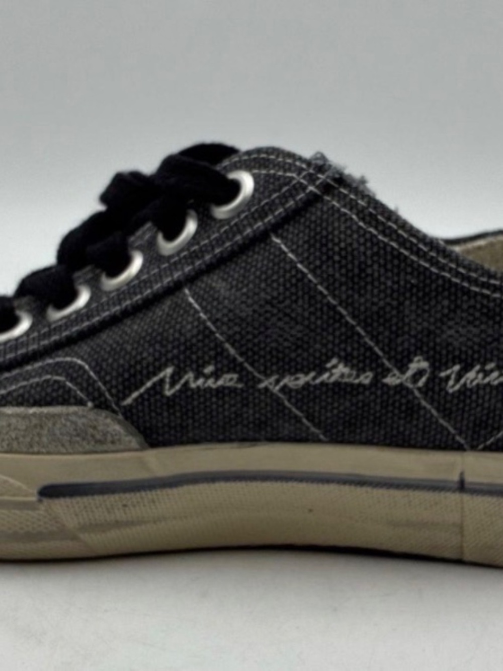 Golden Goose V-Star 2 Black Canvas Star Low Top Sneakers New - Picture 7 of 7